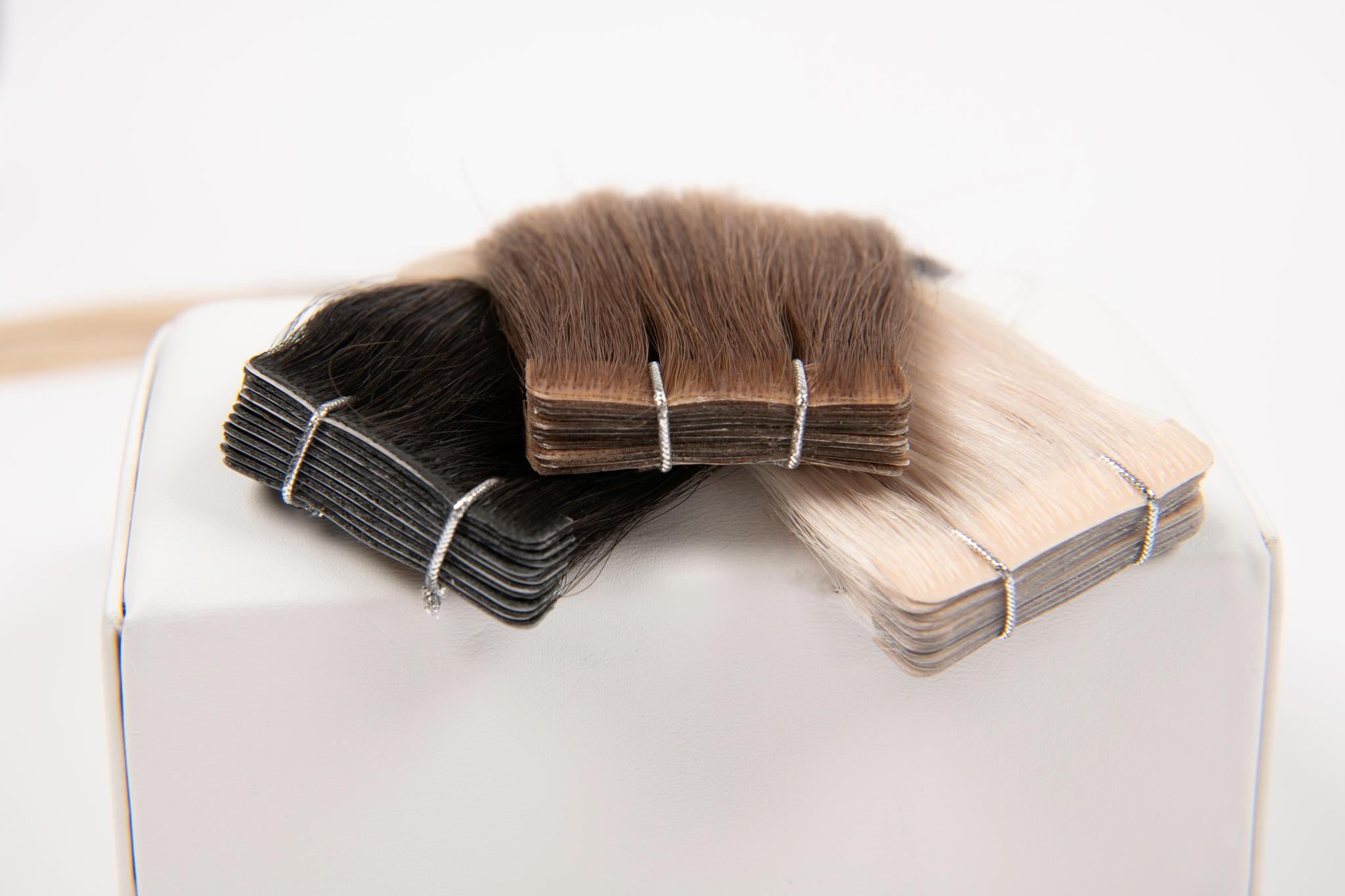 Loxxie 22" Invisible Tape-in White Mocha- 55 grams image 1