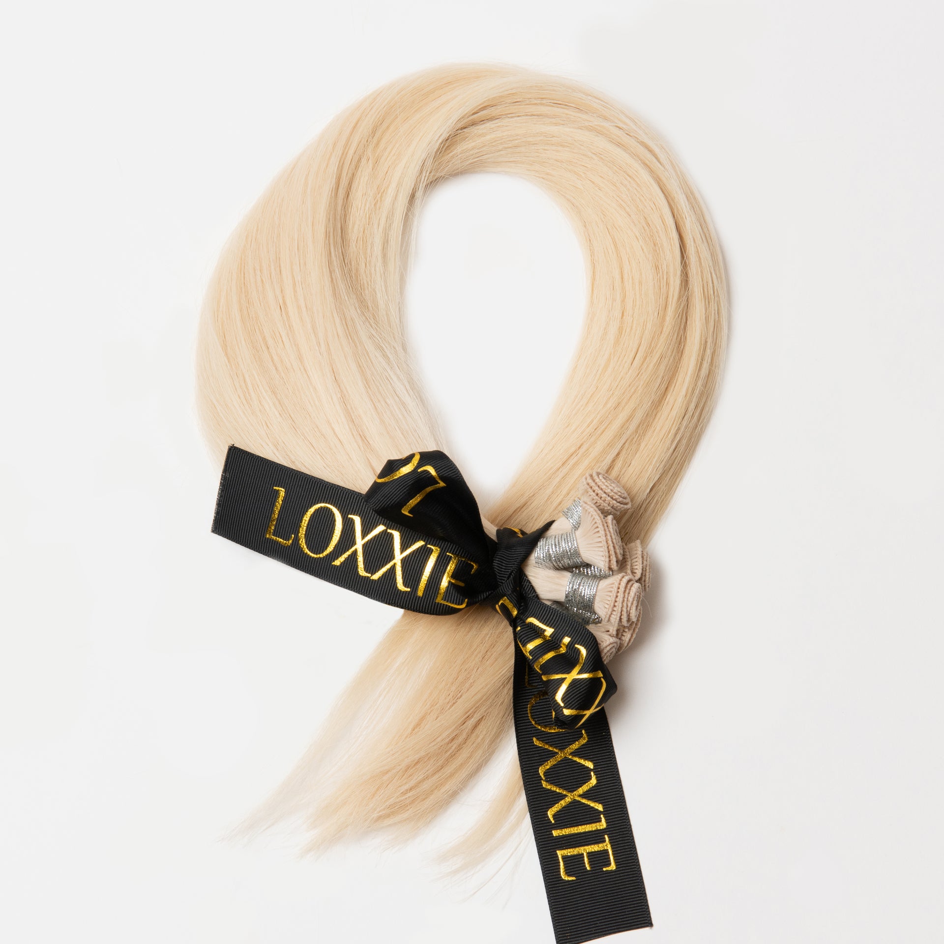 Loxxie Hand Tied Powdered Sugar